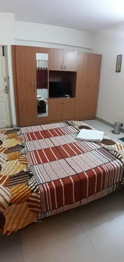 Service Apartment At Brookefield Бангалор Екстериор снимка